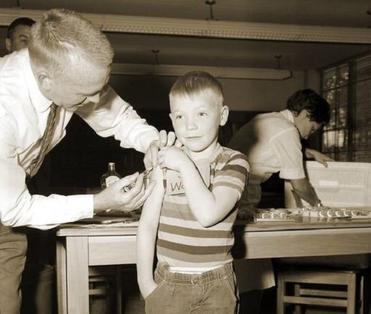 Југославија во 1972 вакцинирала 18 000 луѓе од големи сипаници за неколку недели